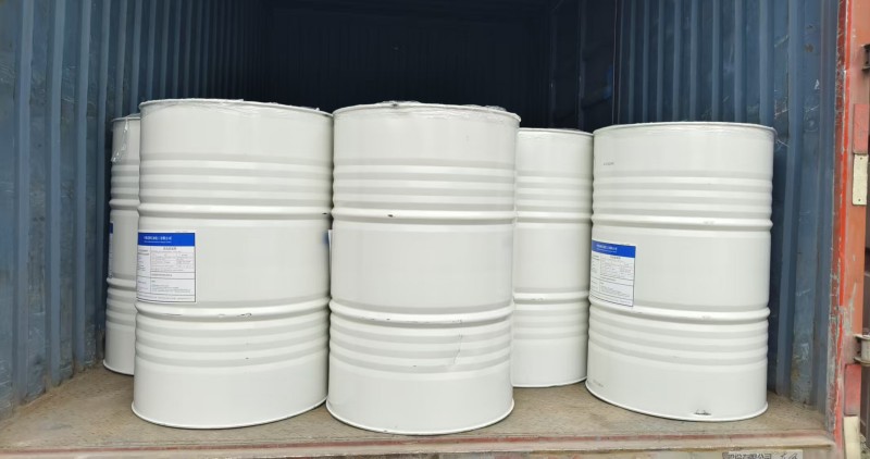 壳牌1.2丙二醇发货现场.jpg 壳牌1.2丙二醇发货现场.jpg