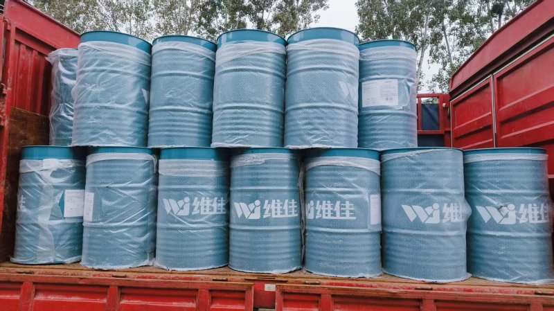 维佳15号食品级白油发货.jpg 维佳15号食品级白油发货.jpg