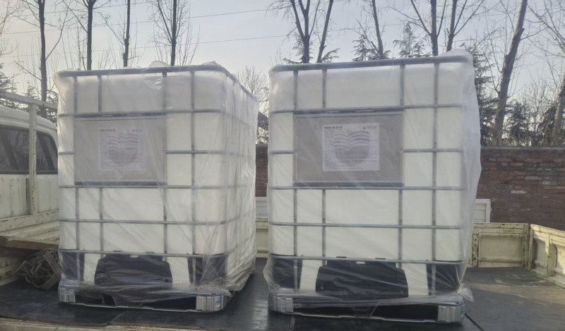 瑞振动物疫苗注射用白油出货.jpg 瑞振动物疫苗注射用白油出货.jpg