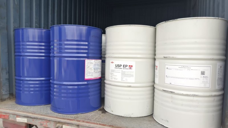 陶氏丙二醇和宝洁甘油发货实拍.jpg 陶氏丙二醇和宝洁甘油发货实拍.jpg