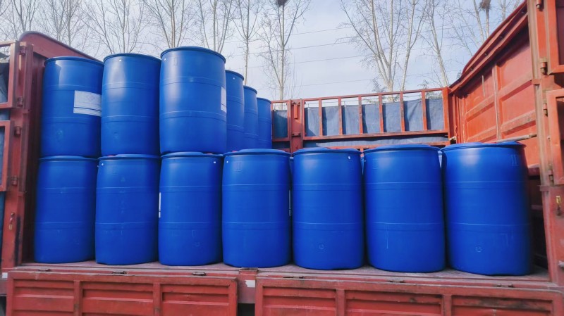 泰金甘油出货现场.jpg 泰金甘油出货现场.jpg