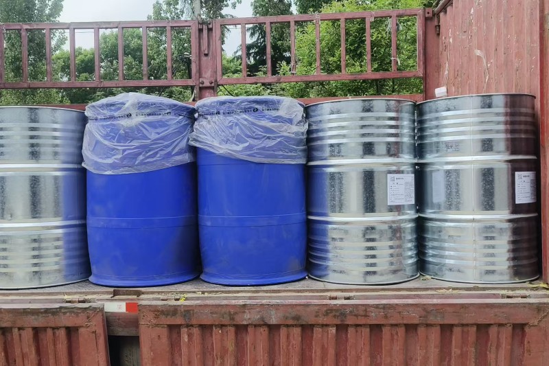 丙二醇和大豆油出货.jpg
